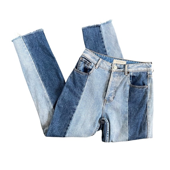 Pacsun Two-Toned Capri Jeans - Picture 1 of 9
